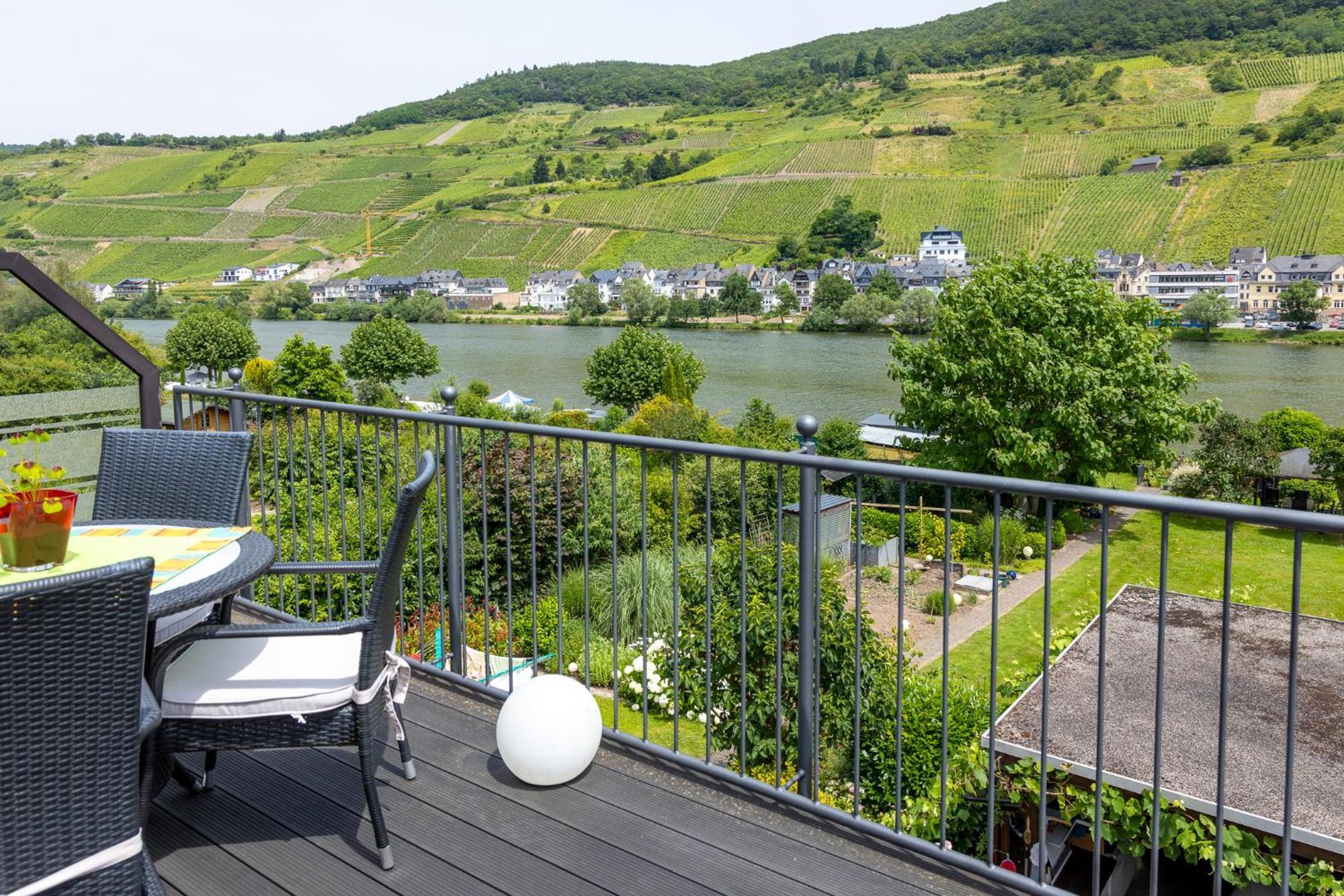 Zum Blauglockenbaum Appartement Zell Buitenkant foto